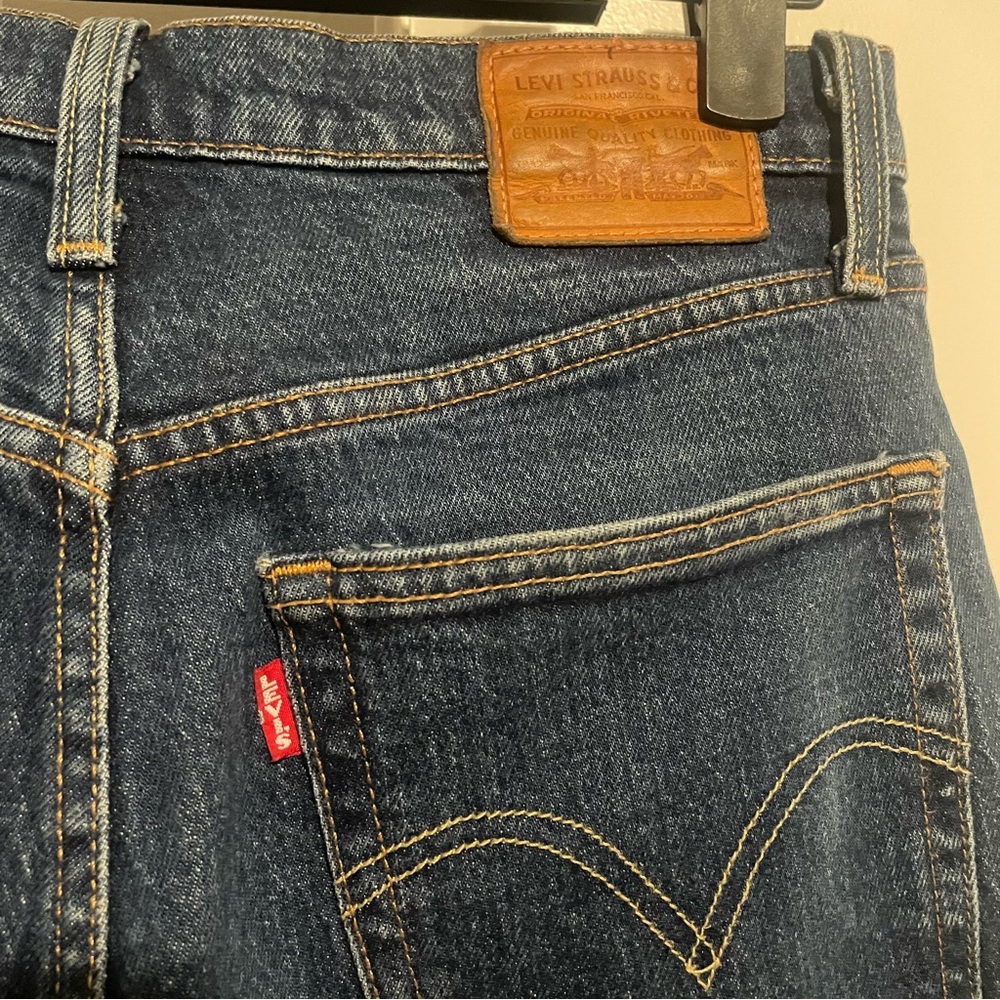 ❌SOLD❌LEVI’S  RIBCAGE STRAIGHT ANKLE WOMEN'S JEANS Size 29 - Picture 5 of 11